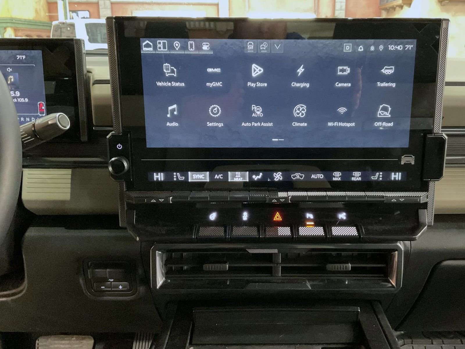 New 2026 GMC Hummer EV 4x4 Crew Cab w/ LPO, Dark Essentials Package image 13