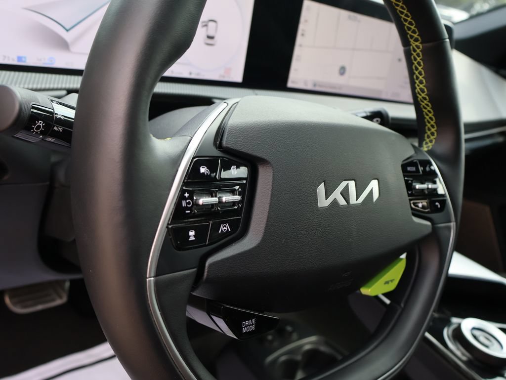 Certified 2023 Kia EV6 GT AWD/4WD image 37