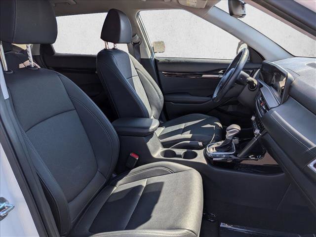 Used 2024 Kia Seltos EX FWD image 20