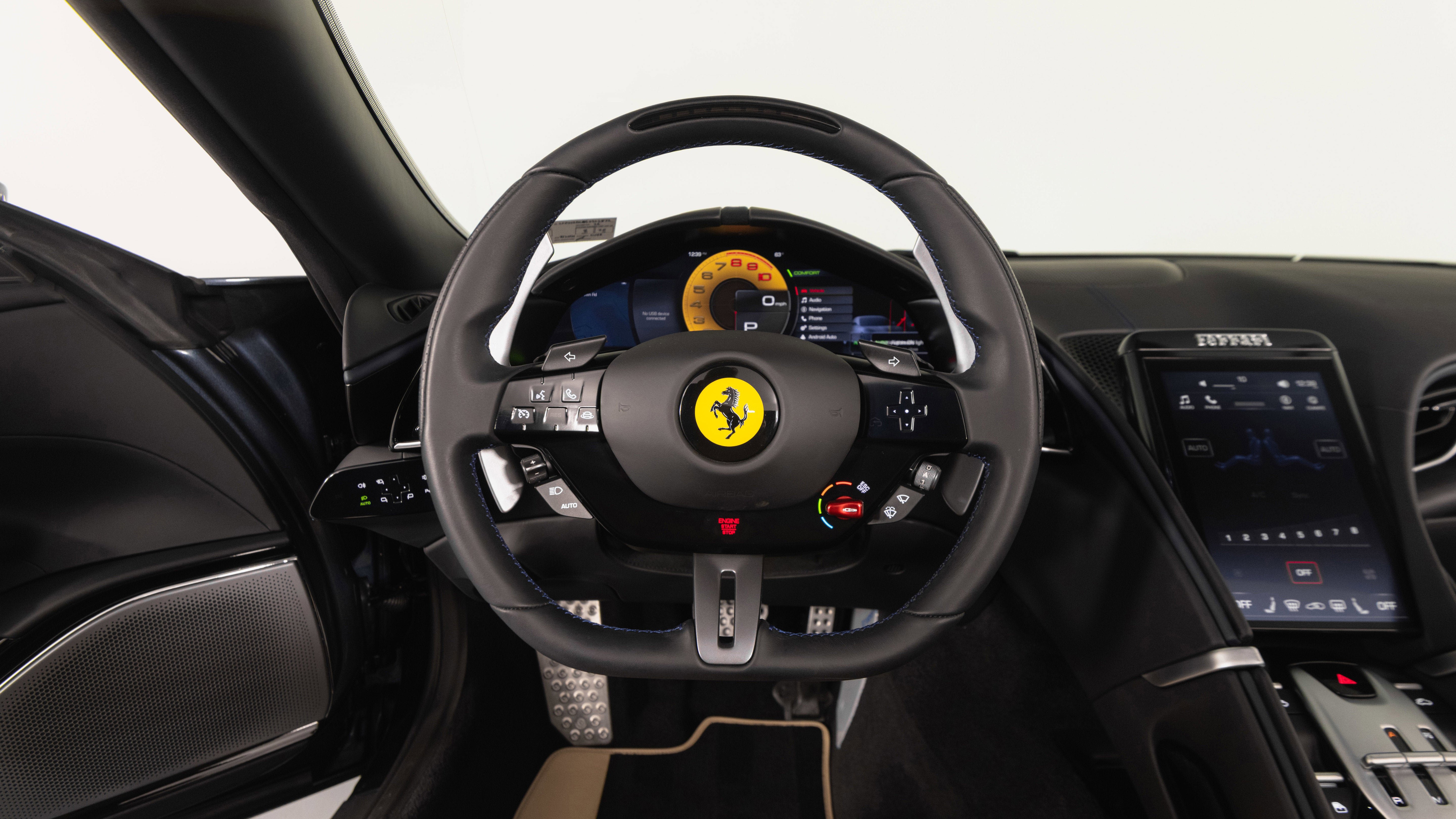 Certified 2025 Ferrari Roma Spider RWD image 37