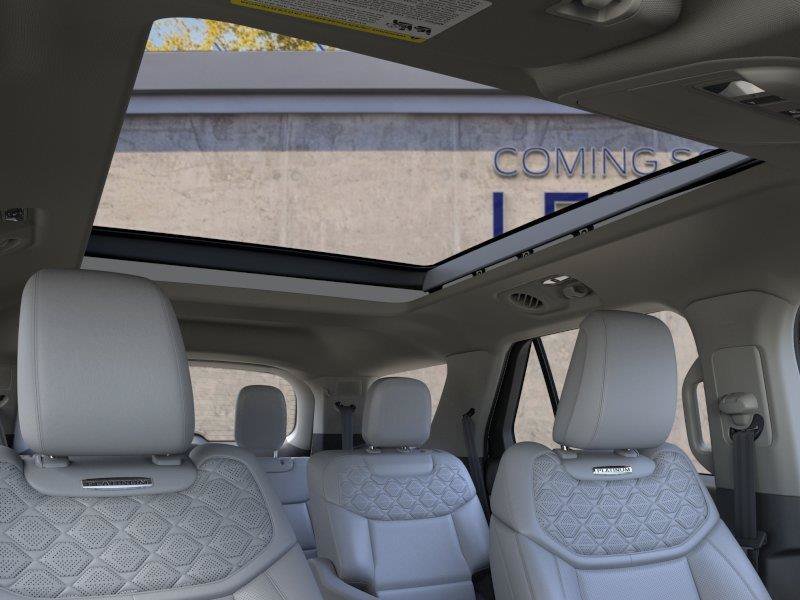 New 2026 Ford Explorer Platinum w/ LUX Leather Package AWD/4WD image 22