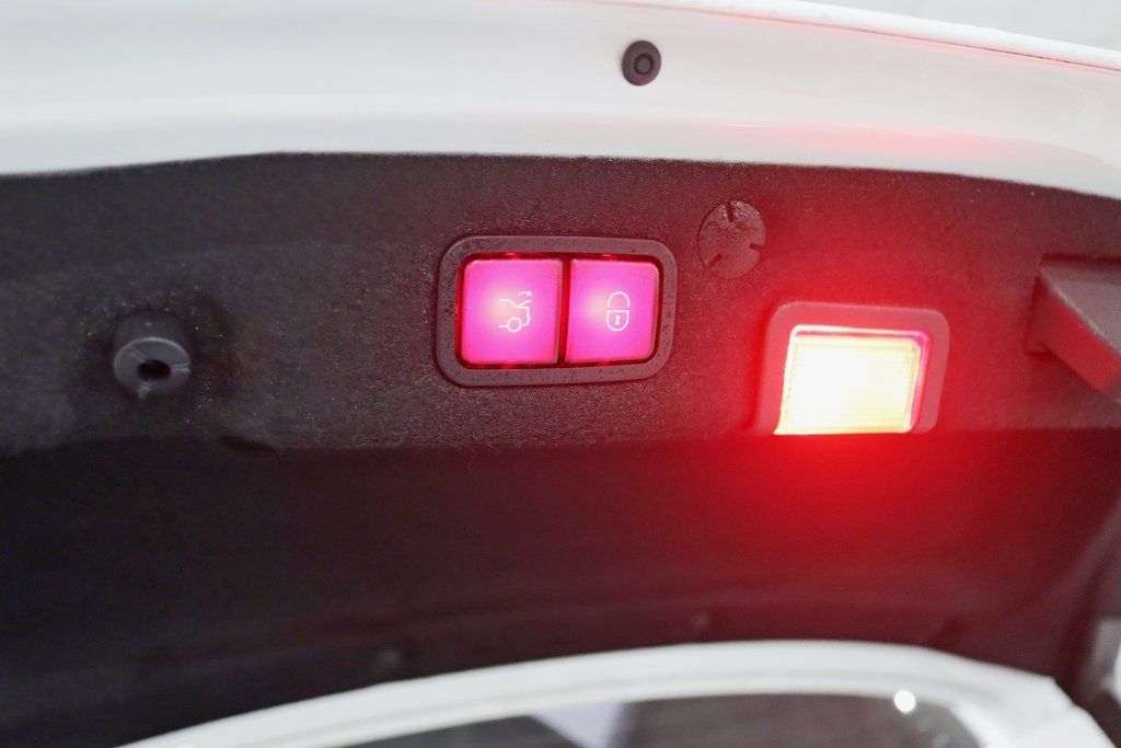 Used 2015 Mercedes-Benz C 63 AMG S image 40