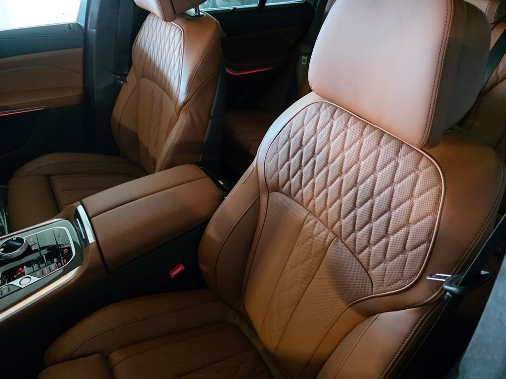 New 2026 BMW X5 M60i AWD/4WD image 9