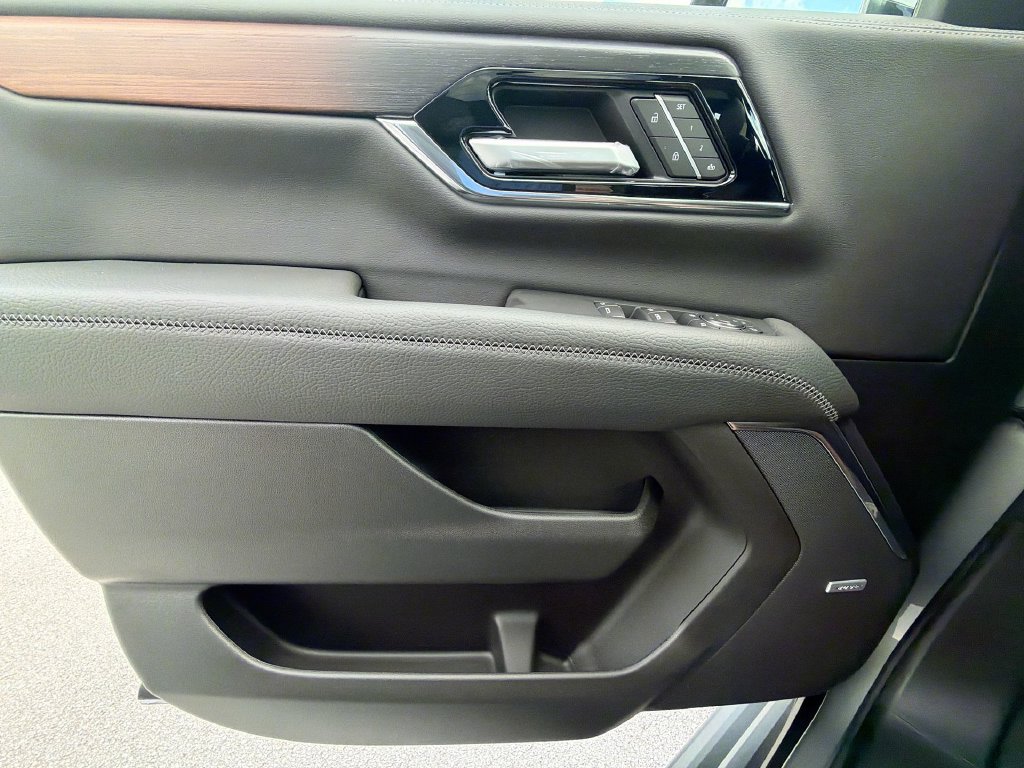 New 2026 GMC Yukon Denali w/ Advanced Technology Package AWD/4WD image 26