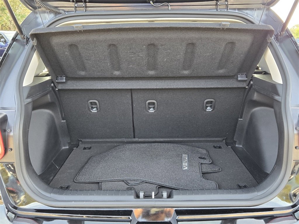 Certified 2024 Hyundai Venue SEL image 14