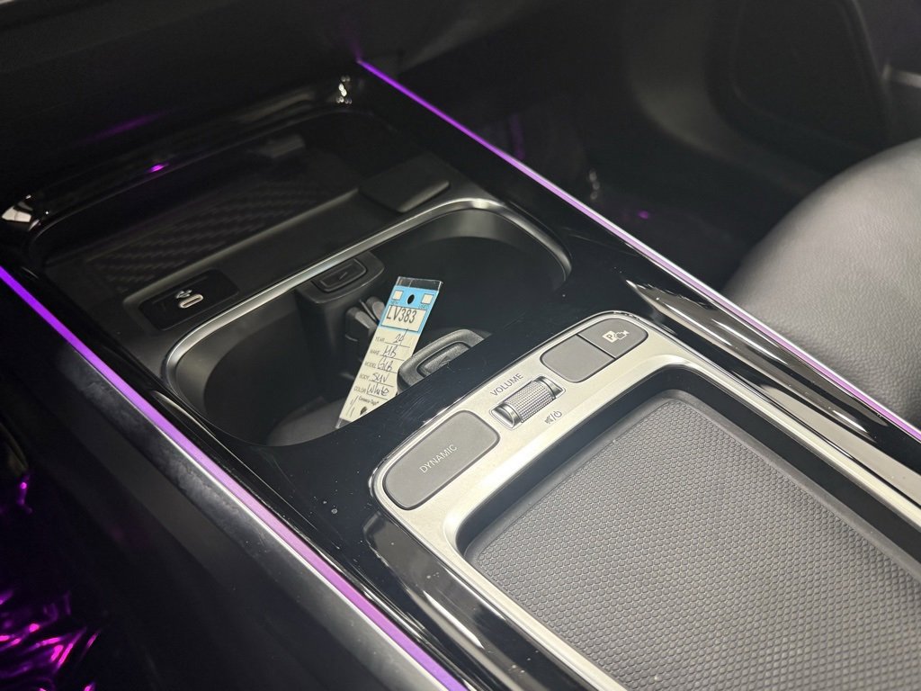 Used 2024 Mercedes-Benz GLB 250 image 21