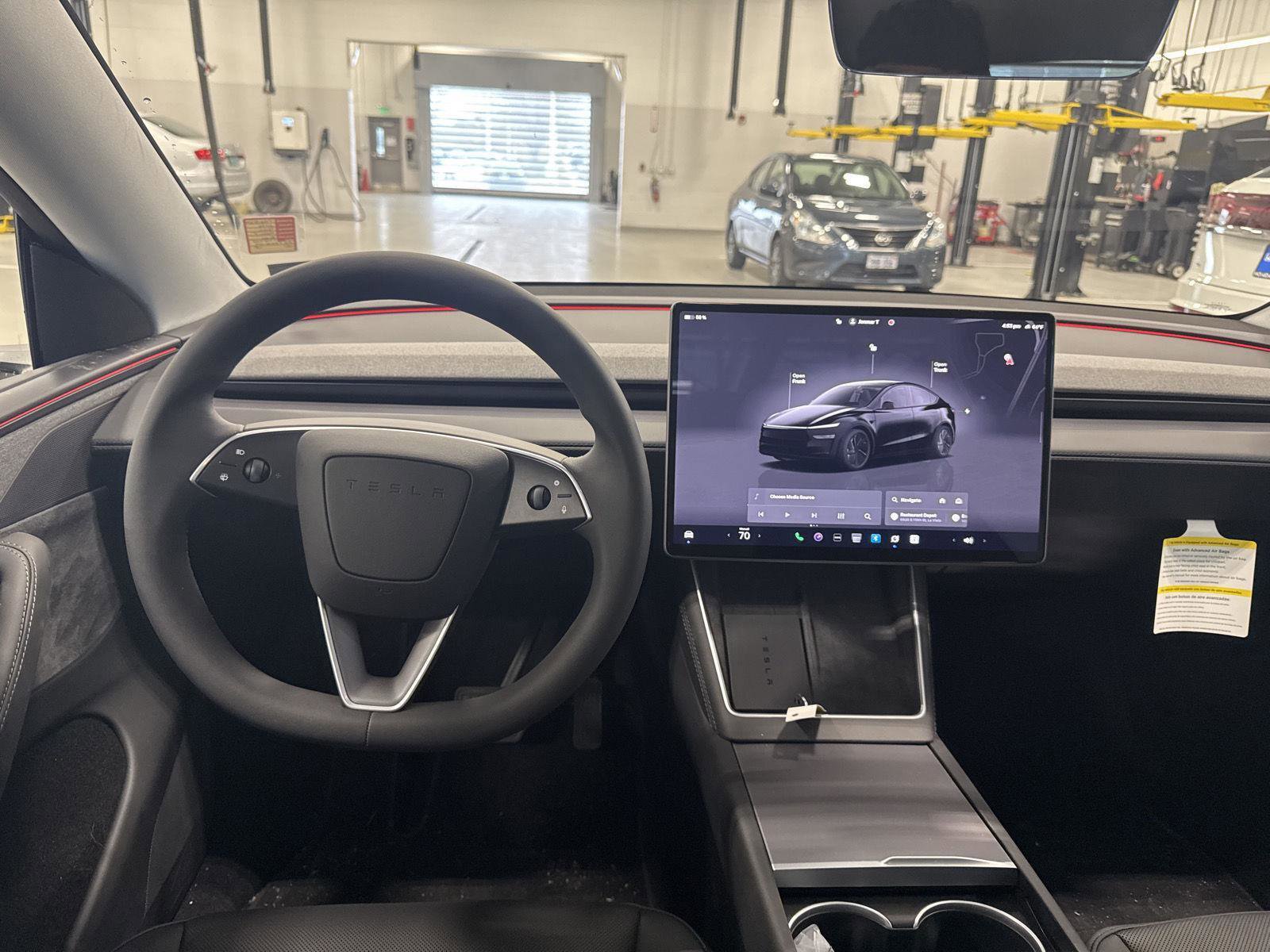 Used 2026 Tesla Model Y AWD image 5