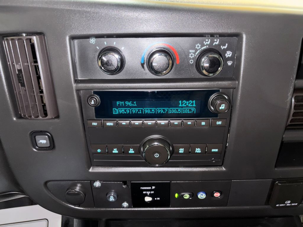 Used 2017 Chevrolet Express 2500 image 16