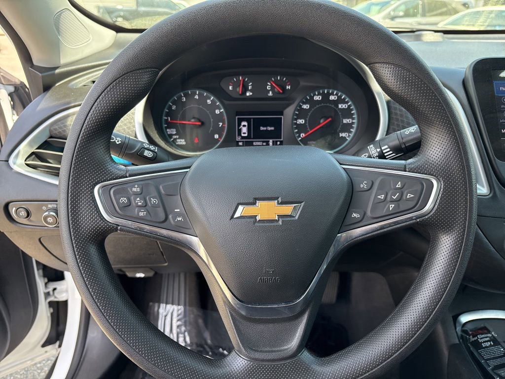 Used 2024 Chevrolet Malibu LT FWD image 21