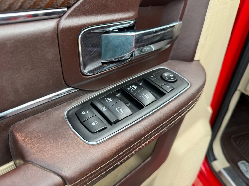 Used 2014 RAM 2500 Longhorn w/ Convenience Group image 21