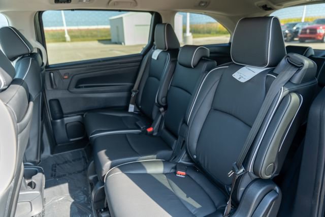 New 2026 Honda Odyssey Touring image 16