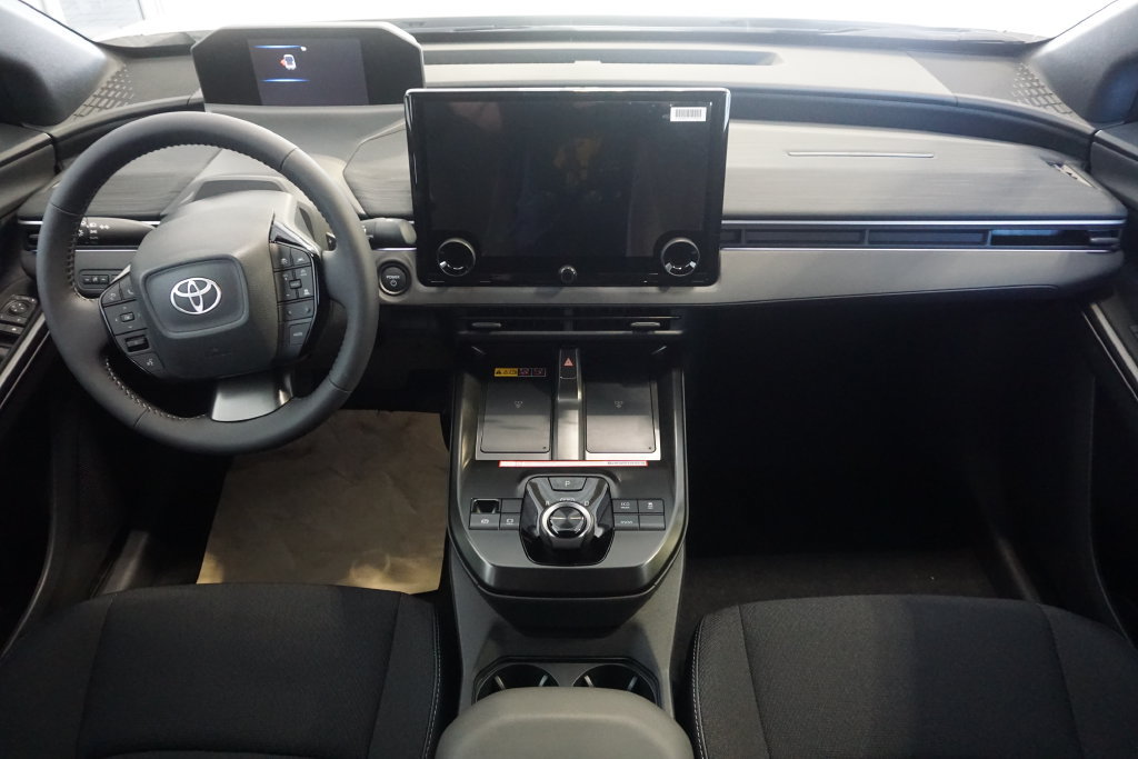 New 2026 Toyota C-HR AWD/4WD image 28