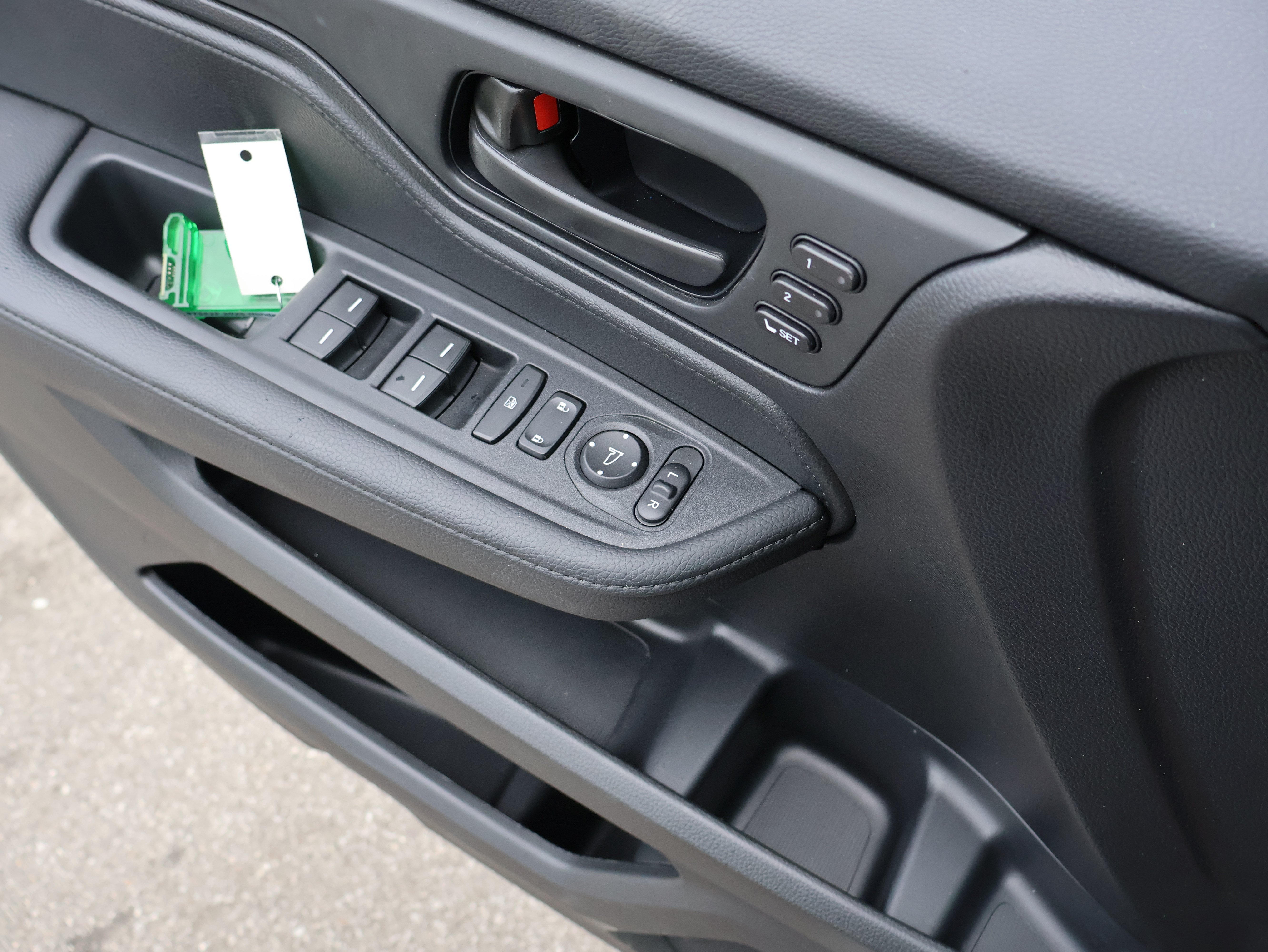 Used 2025 Honda Odyssey Sport-L image 46