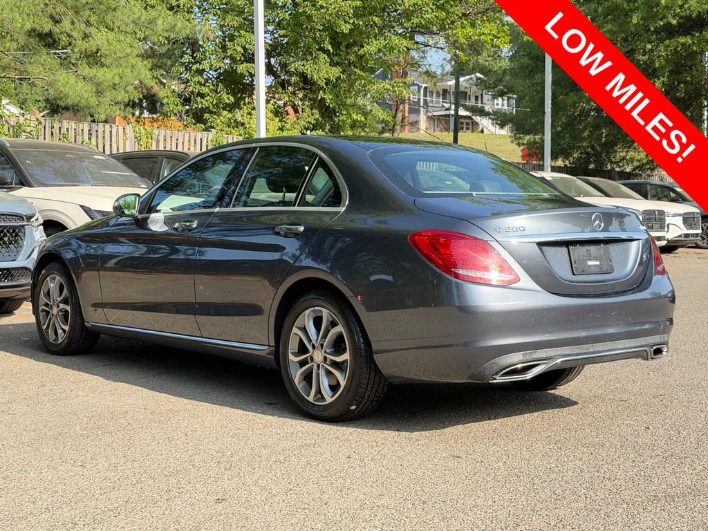 Used 2015 Mercedes-Benz C 300 4MATIC Sedan image 5