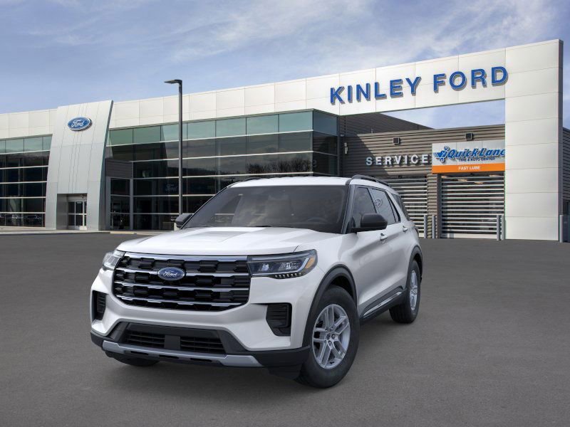Used 2025 Ford Explorer Active AWD/4WD image 3
