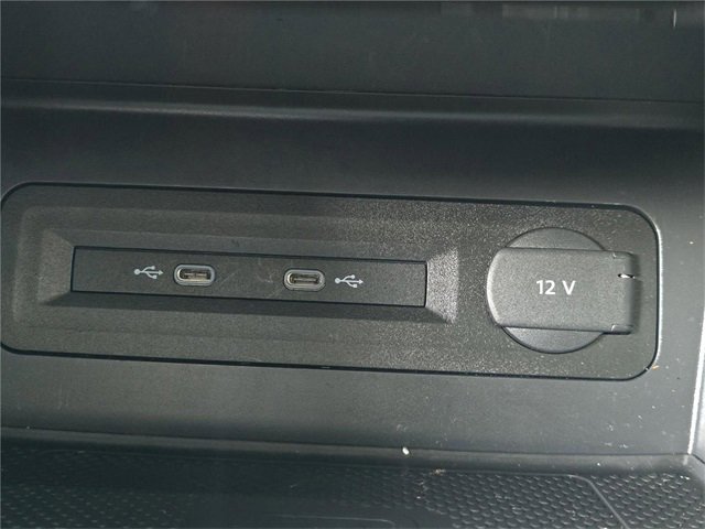 Used 2023 Volkswagen Atlas SE w/ Panoramic Sunroof Package image 22