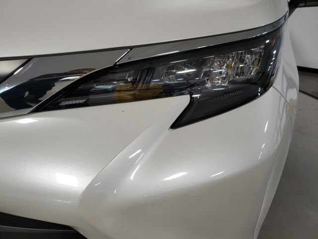 Used 2026 Toyota Sienna XLE AWD/4WD image 28