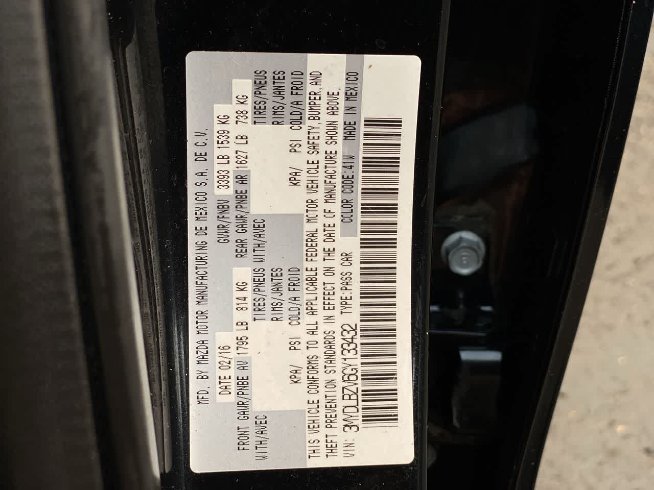 Used 2016 Scion iA FWD image 31