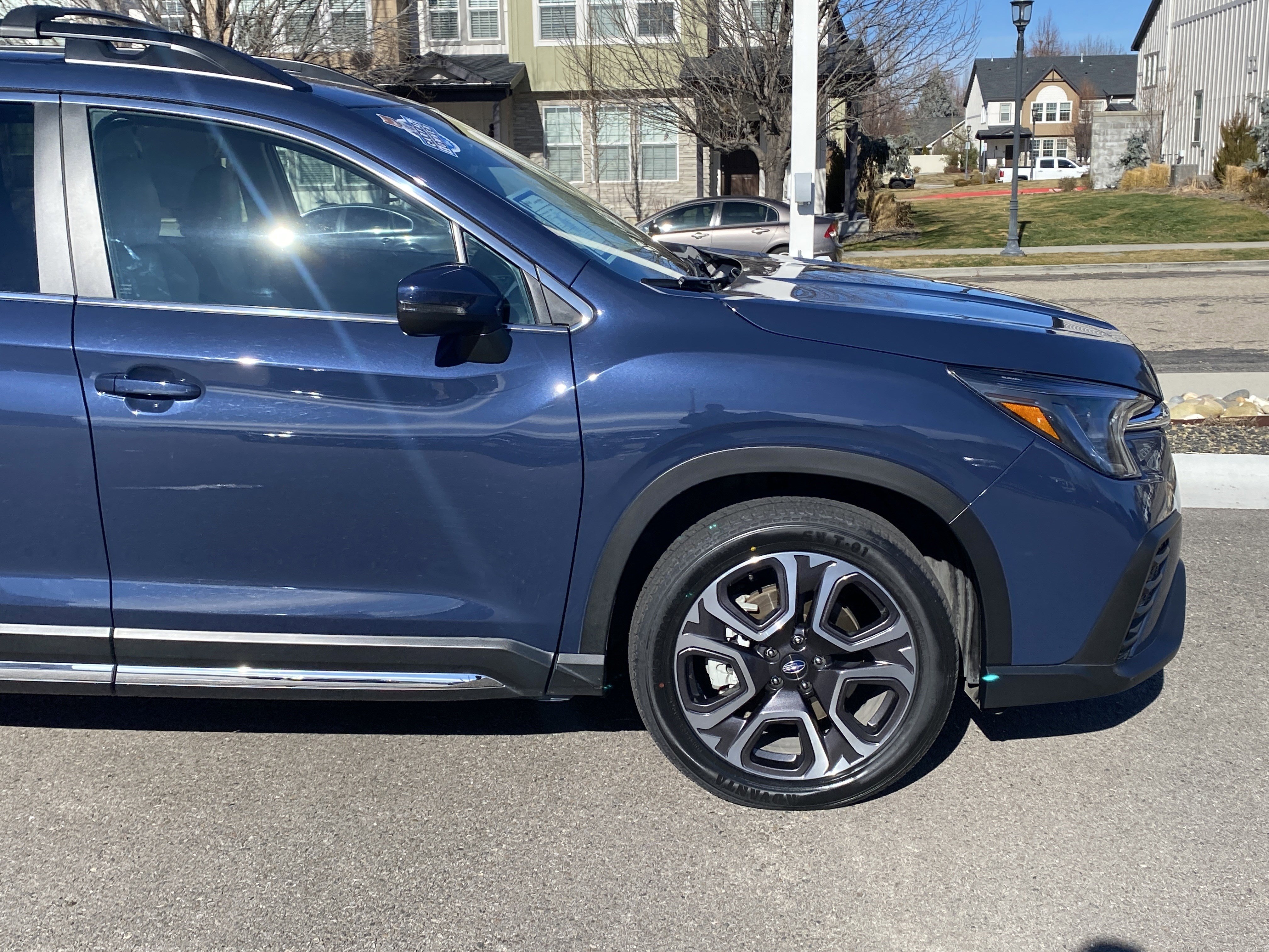 Used 2023 Subaru Ascent Limited image 8