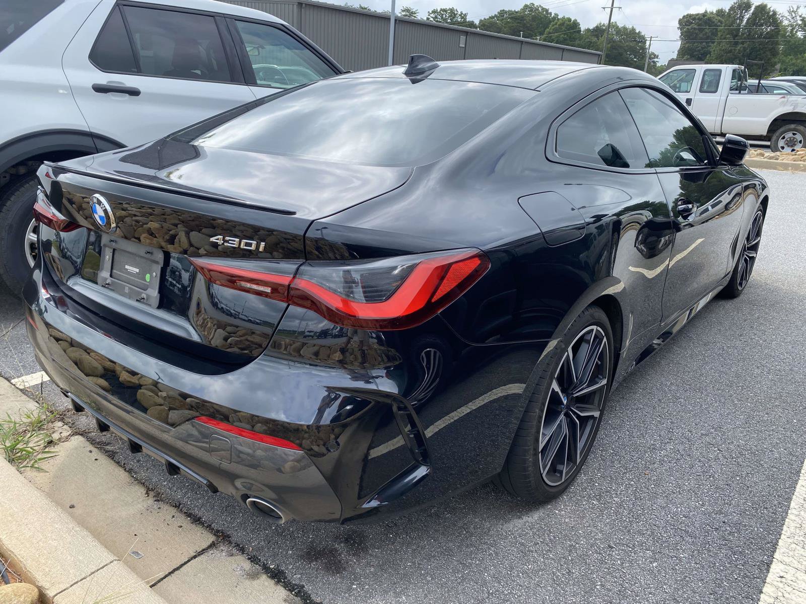 Used 2023 BMW 430i xDrive Coupe w/ M Sport Package AWD/4WD image 7