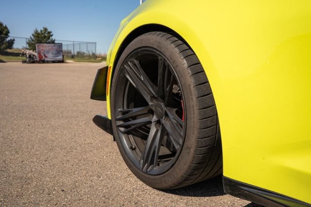 Used 2019 Chevrolet Camaro ZL1 RWD image 11