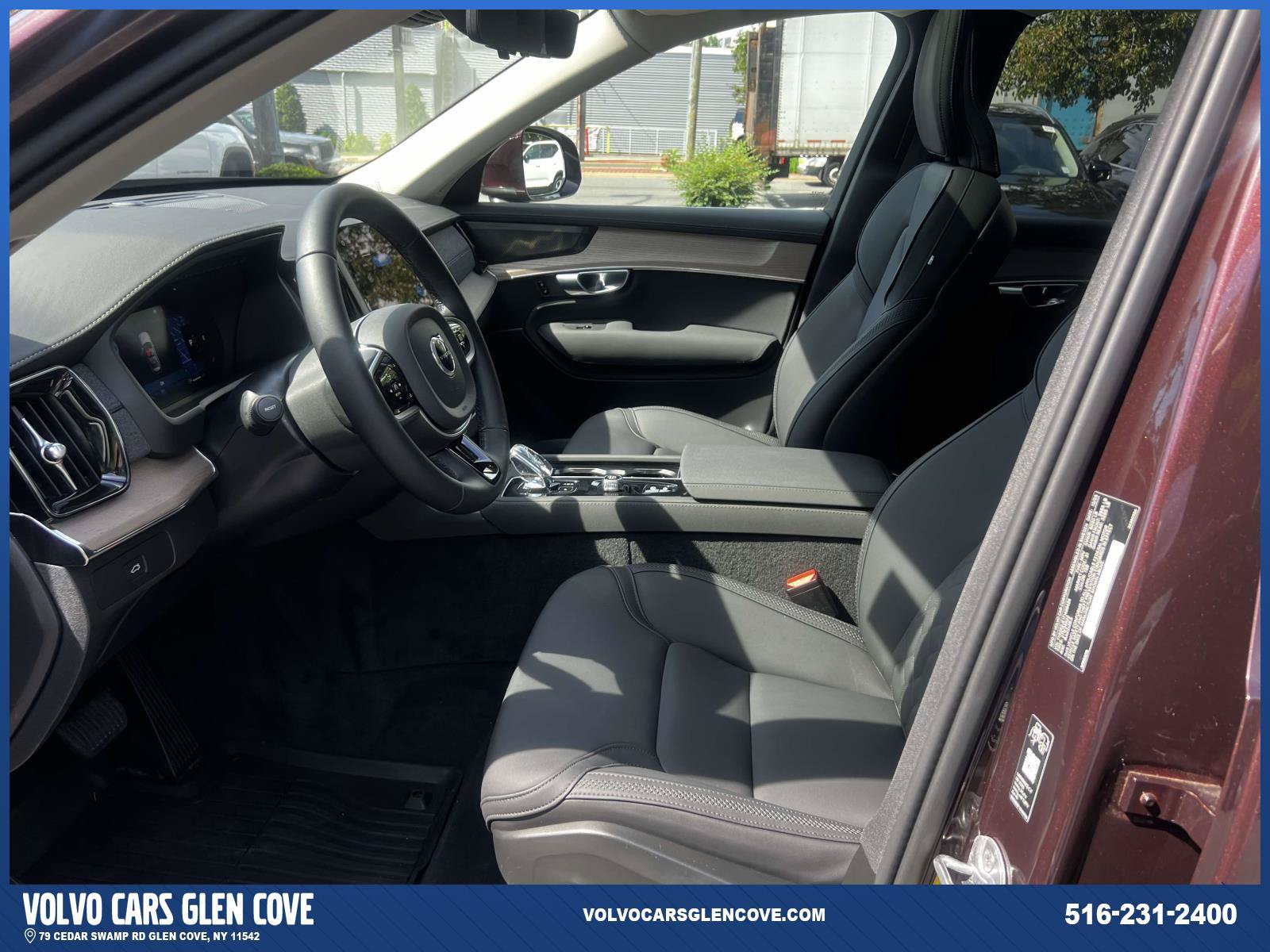 Used 2026 Volvo XC90 B6 Plus w/ Protection Package Premier AWD/4WD image 15