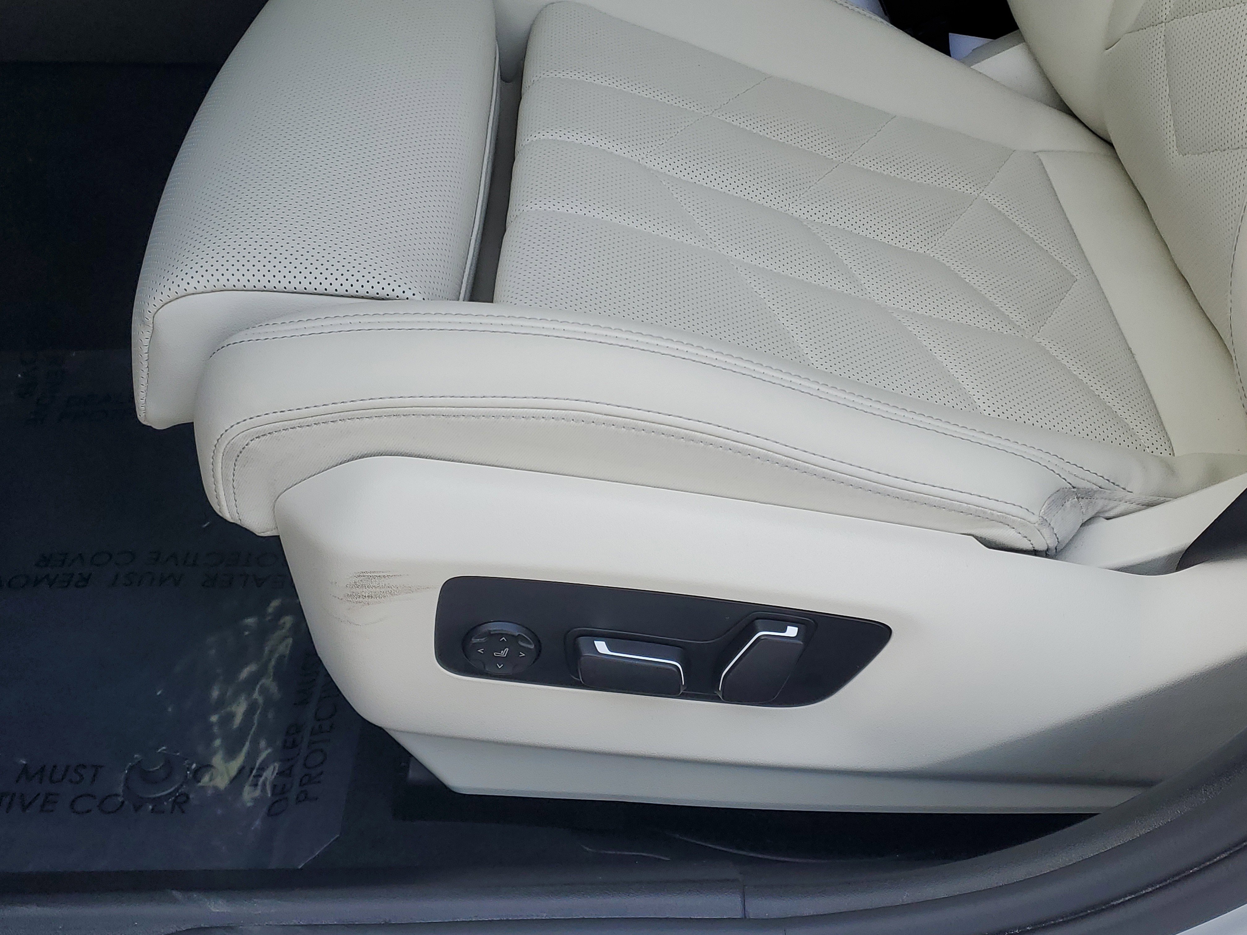 Certified 2024 BMW 530i xDrive w/ Premium Package image 9