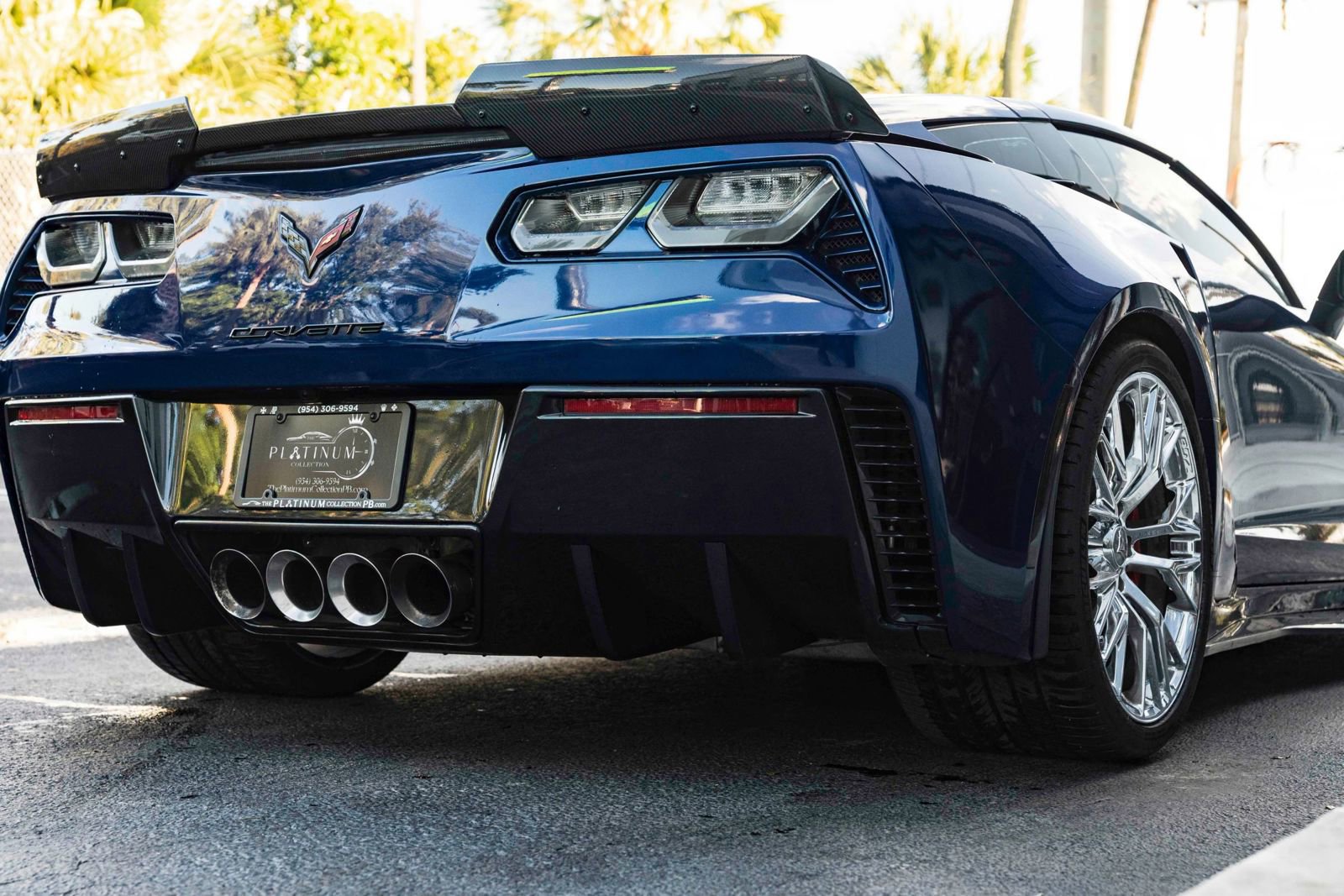 Used 2018 Chevrolet Corvette Z06 image 8