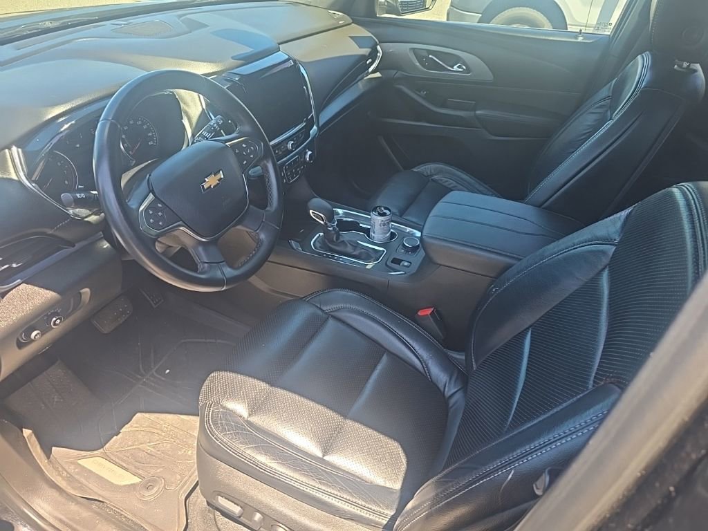 Used 2023 Chevrolet Traverse LT FWD image 13