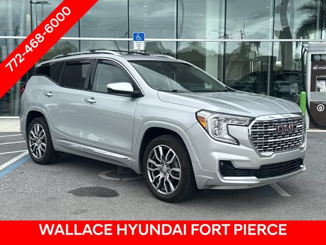 Used 2022 GMC Terrain Denali AWD/4WD image 4