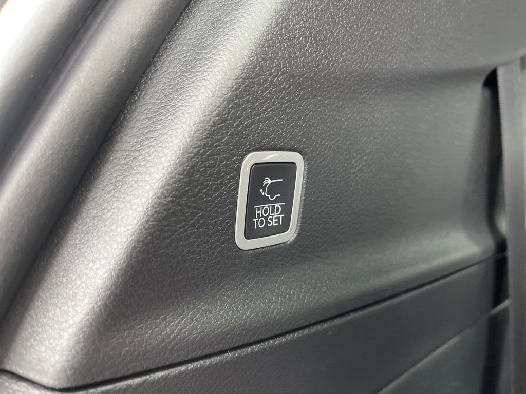 New 2027 Chrysler Pacifica Select AWD/4WD image 37