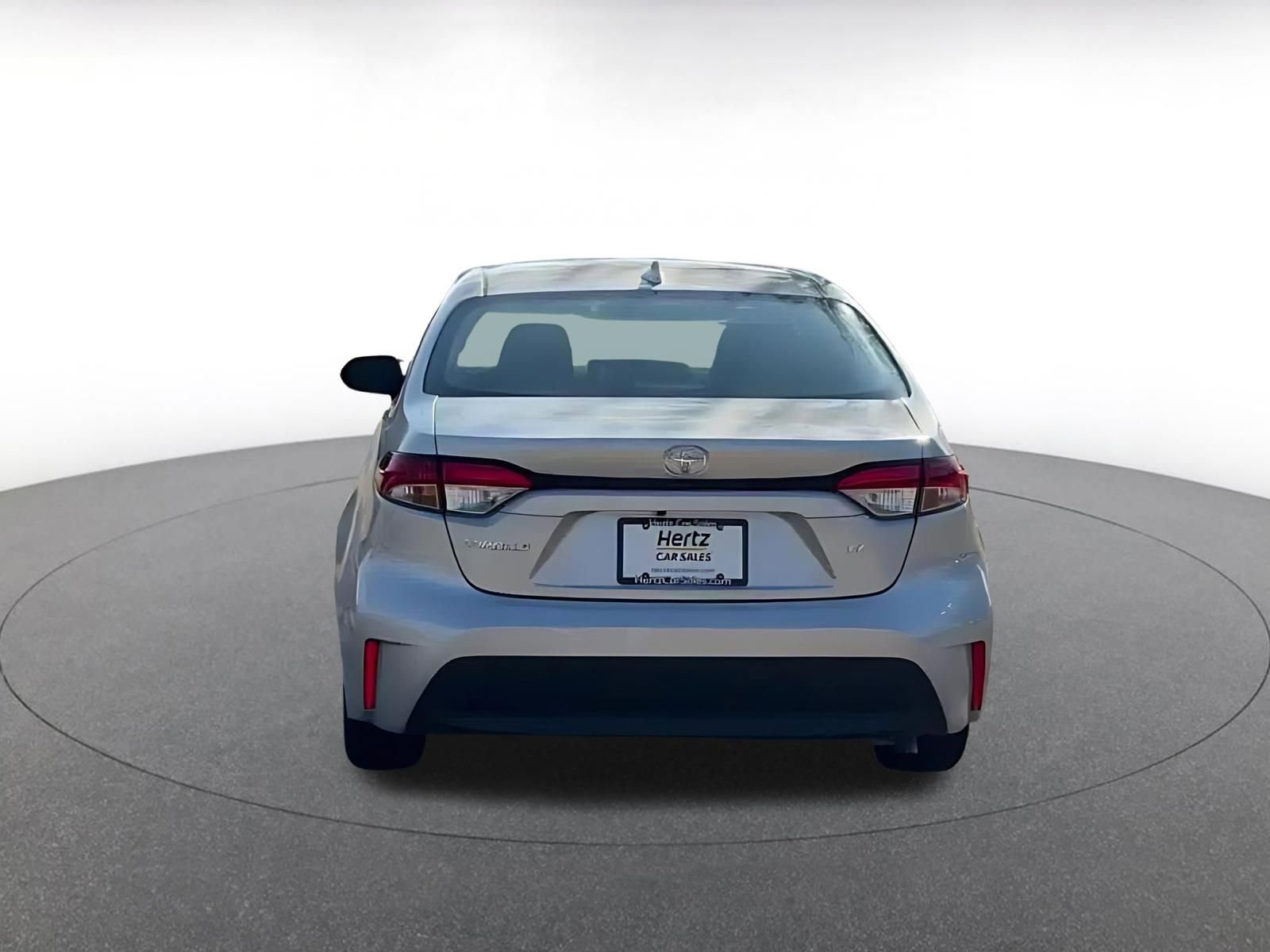 Used 2025 Toyota Corolla LE image 12