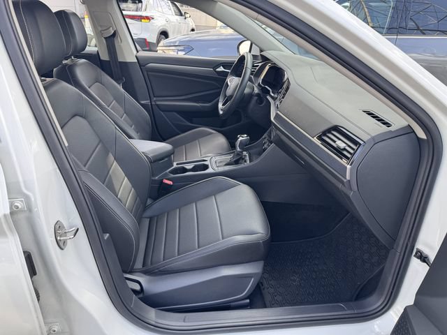 Used 2023 Volkswagen Jetta SE w/ Black Wheel Package FWD image 33