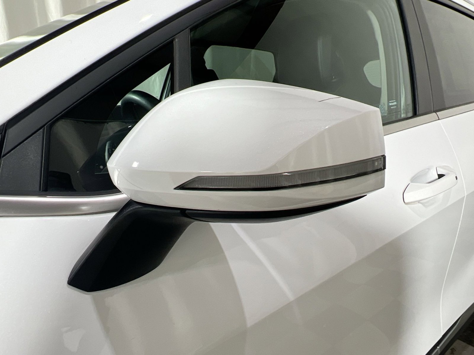 Used 2023 Kia Sportage EX image 14