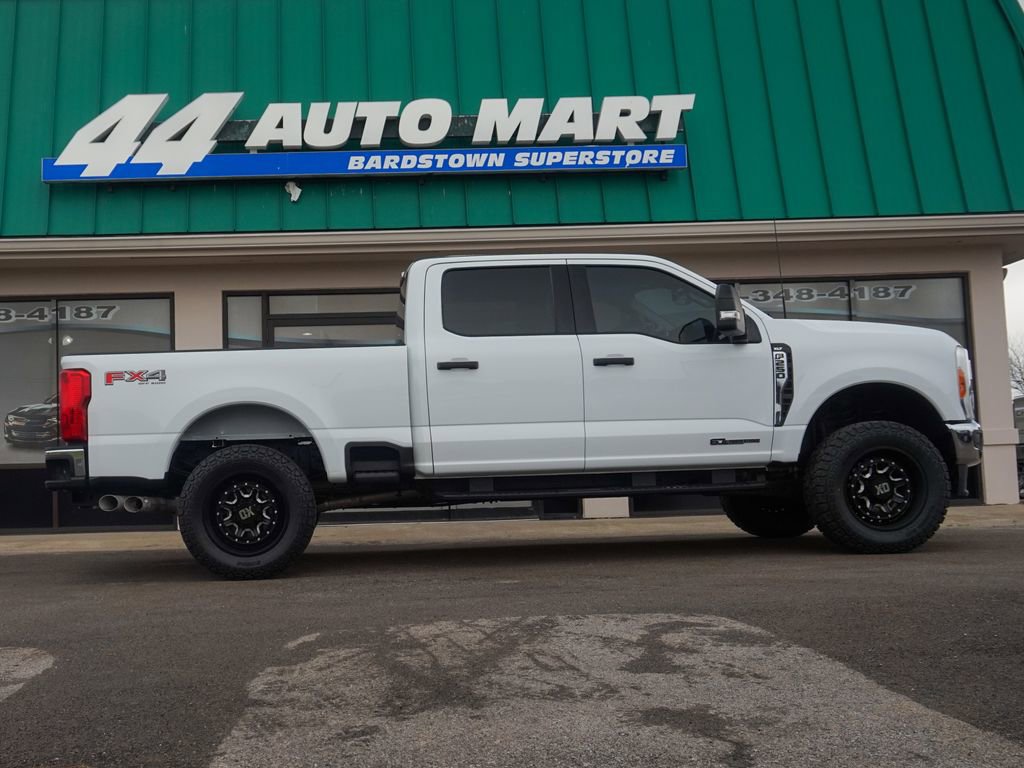 Used 2023 Ford F250 XLT w/ FX4 Off-Road Package image 2