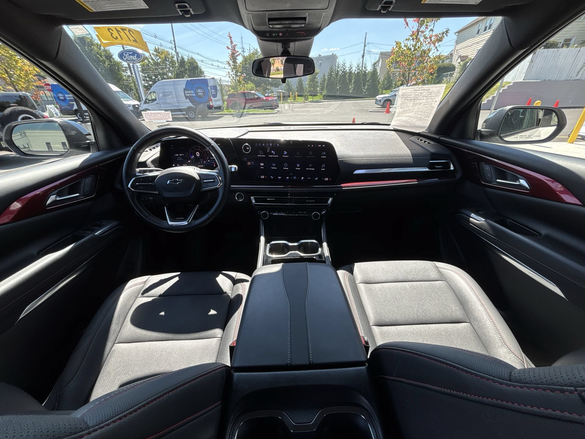 Used 2024 Chevrolet Traverse Z71 w/ LPO, Floor Liner Package AWD/4WD image 35