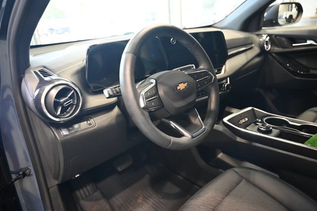 Used 2026 Chevrolet Equinox LT w/ Convenience Package II FWD image 20