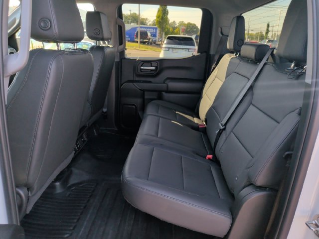 Used 2025 Chevrolet Silverado 1500 W/T w/ WT Value Package AWD/4WD image 23