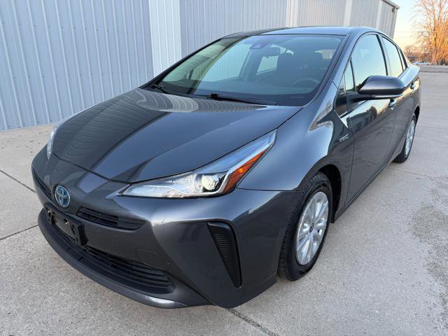 Used 2022 Toyota Prius L Eco image 3