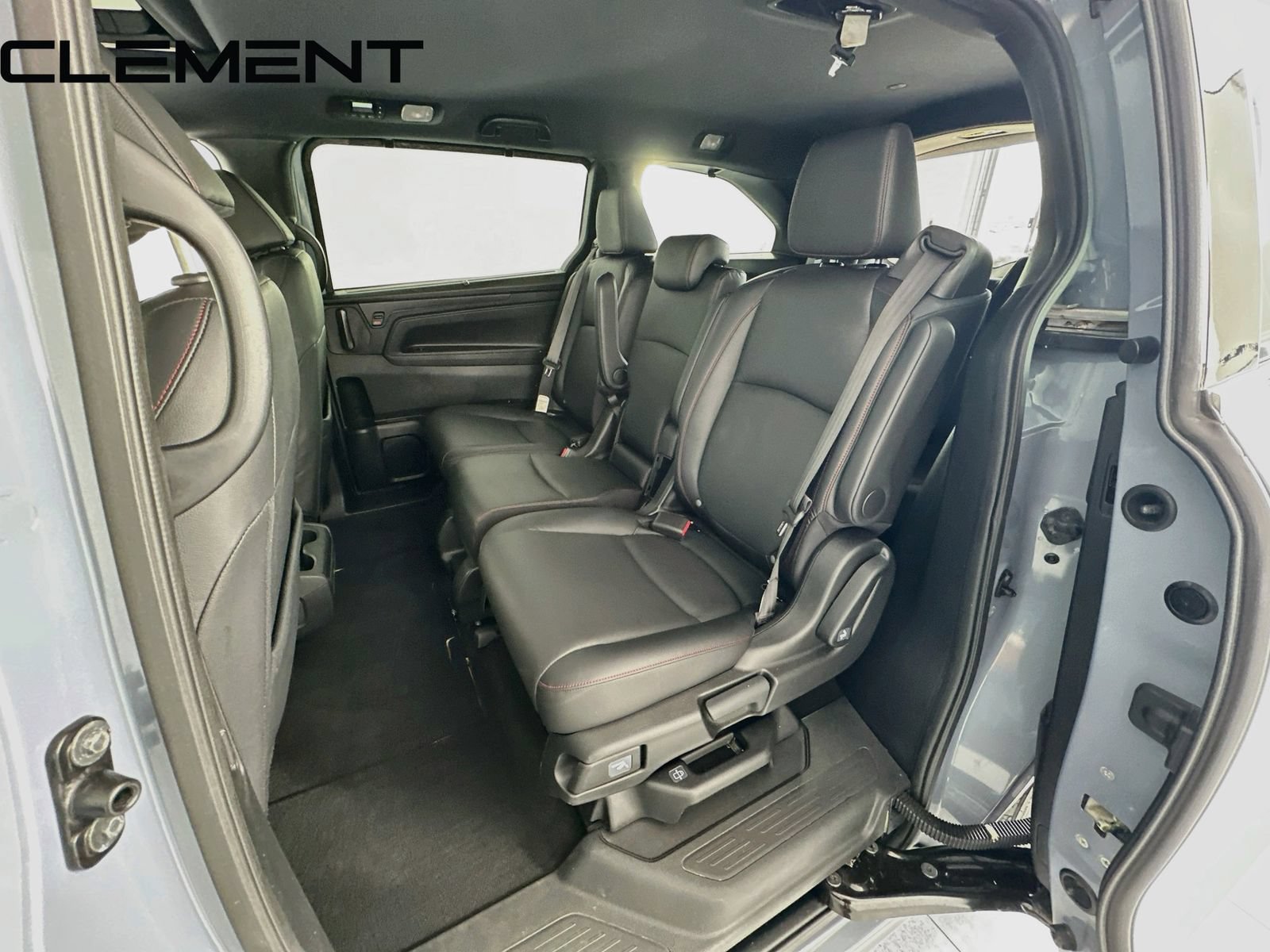 Used 2024 Honda Odyssey Sport image 32
