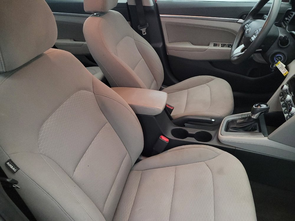 Used 2020 Hyundai Elantra SEL image 21