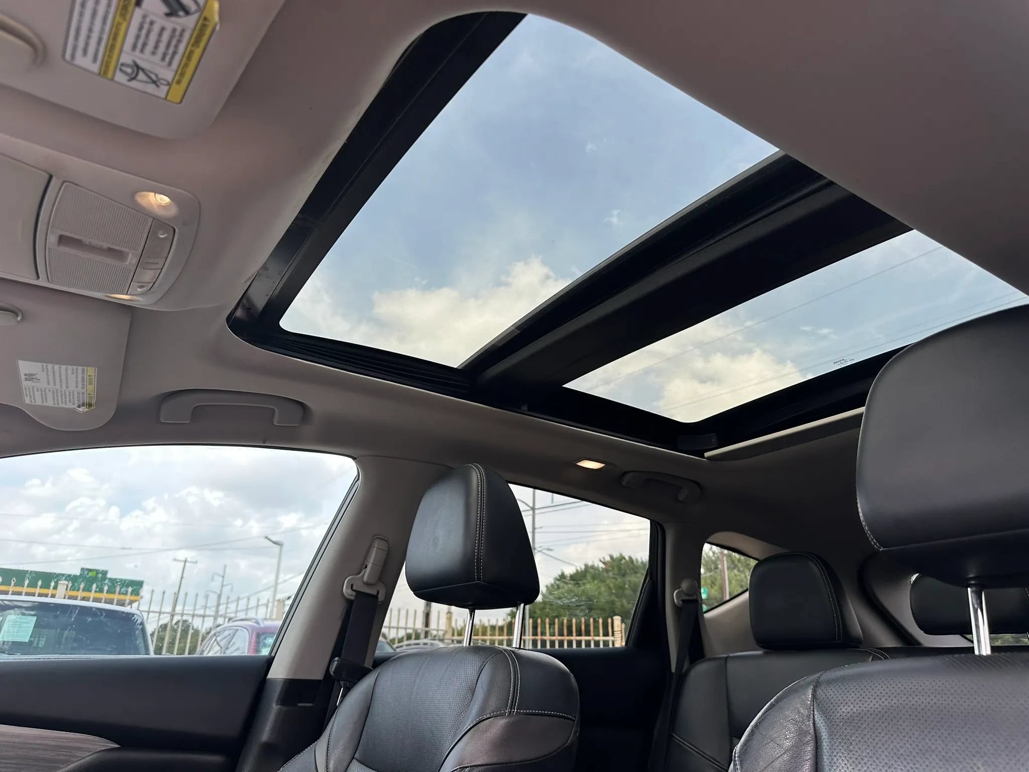 Used 2015 Nissan Murano SL w/ SL Technology Package FWD image 5