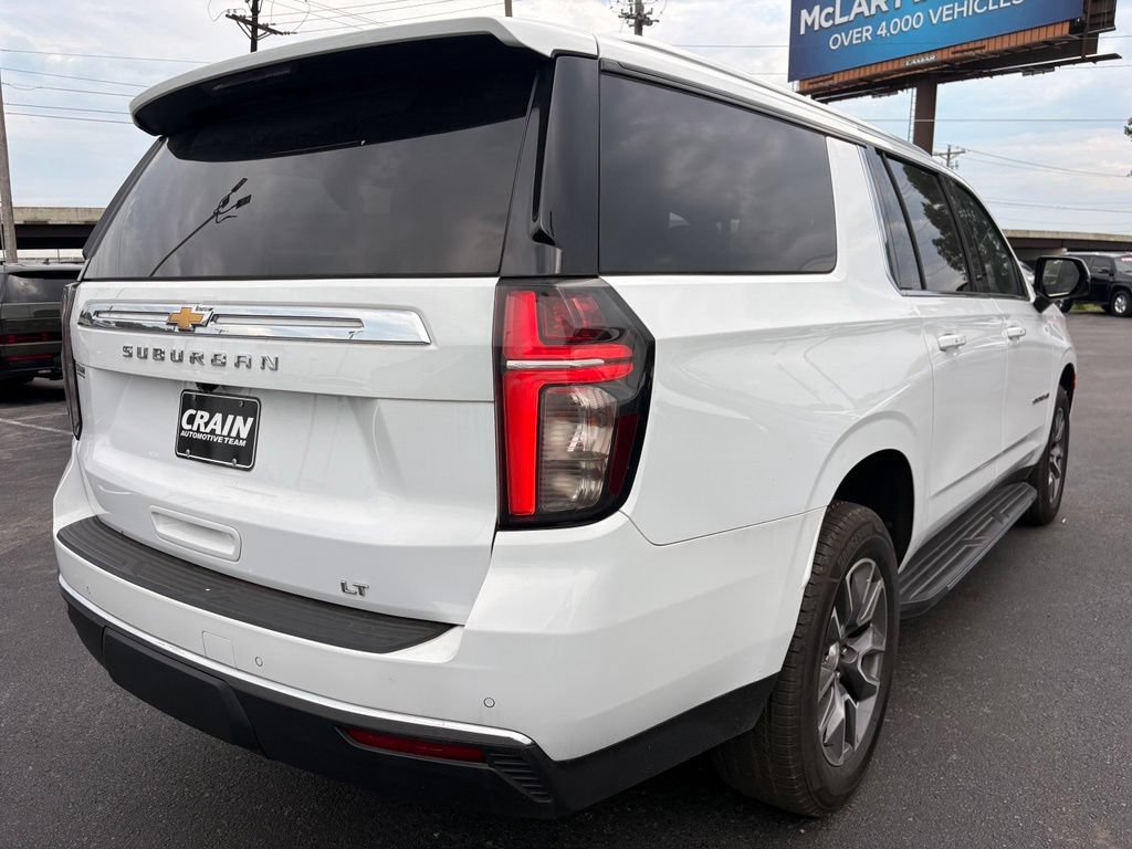Used 2022 Chevrolet Suburban LT w/ Luxury Package AWD/4WD image 8