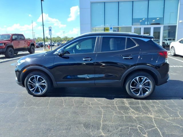 Used 2022 Buick Encore GX Select FWD image 4
