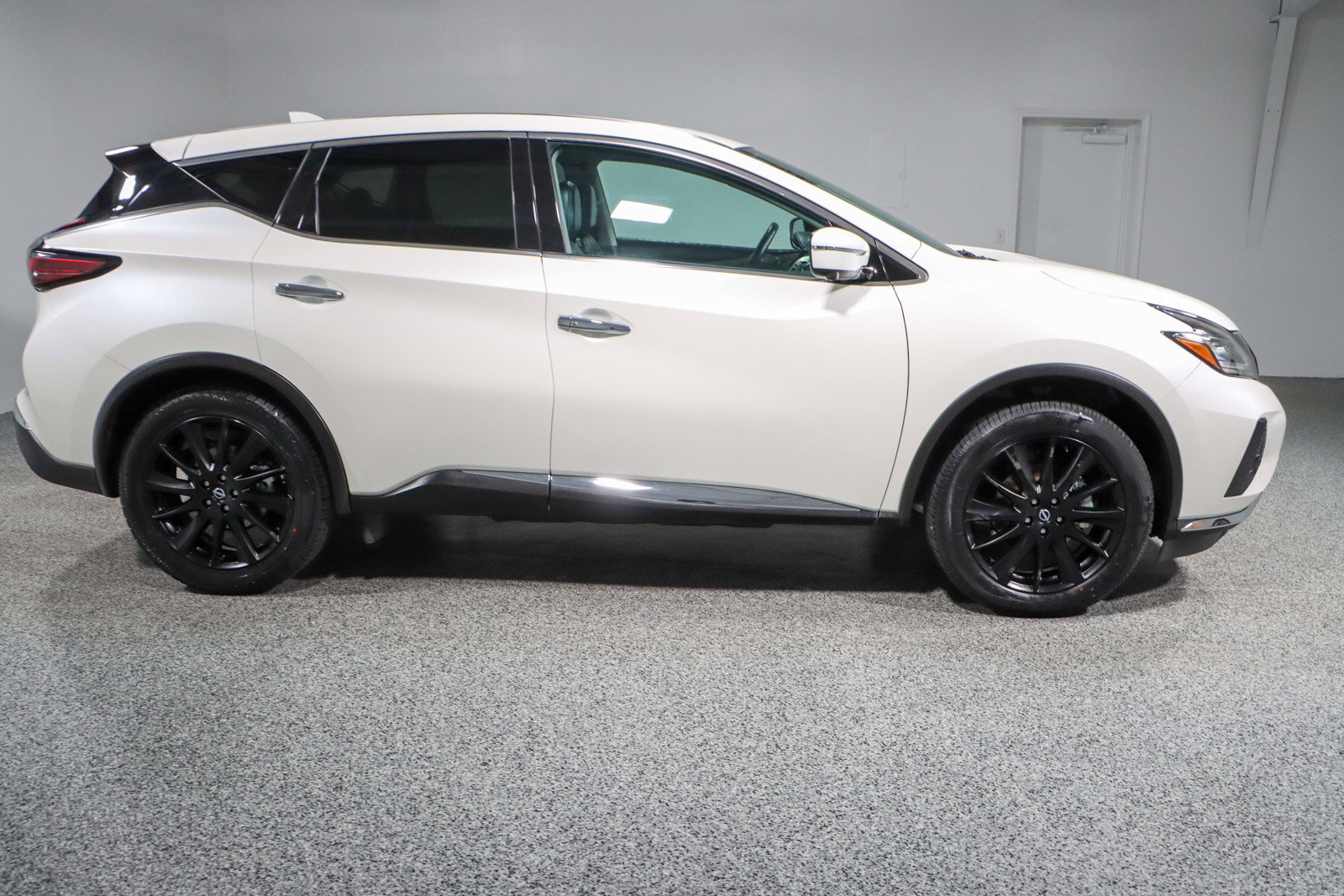 Used 2023 Nissan Murano SL w/ SL Moonroof Package image 6