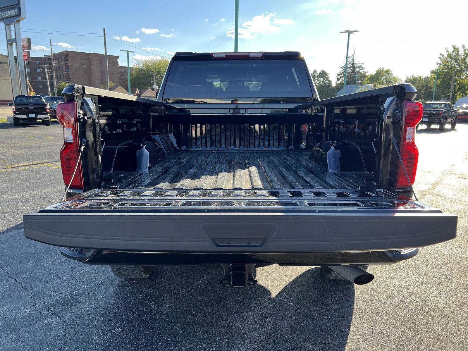 Used 2023 Chevrolet Silverado 2500 Custom w/ Custom Value Package image 41