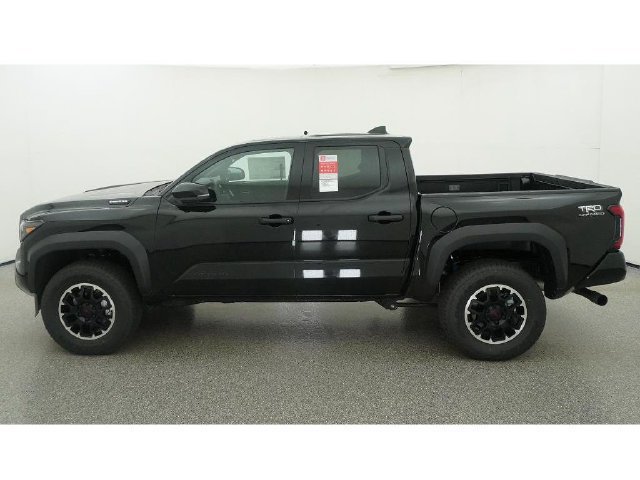 New 2026 Toyota Tacoma TRD Off-Road w/ TRD Off Road Premium Package AWD/4WD image 4