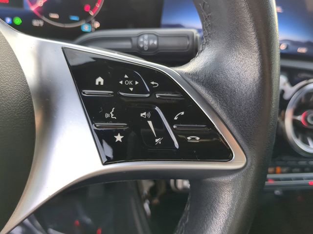 Used 2025 Mercedes-Benz CLA 250 image 27