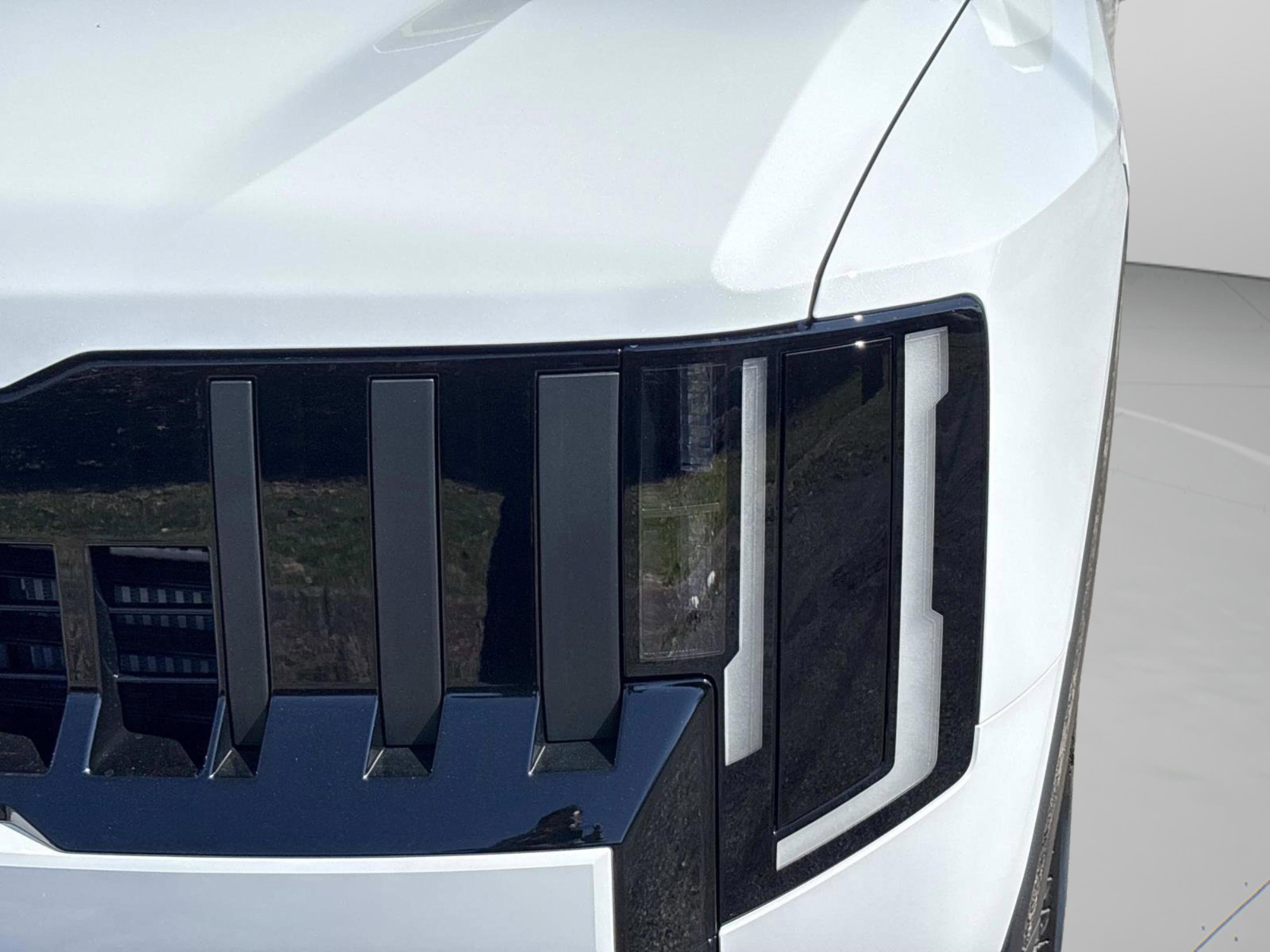 New 2027 Kia Telluride S image 10