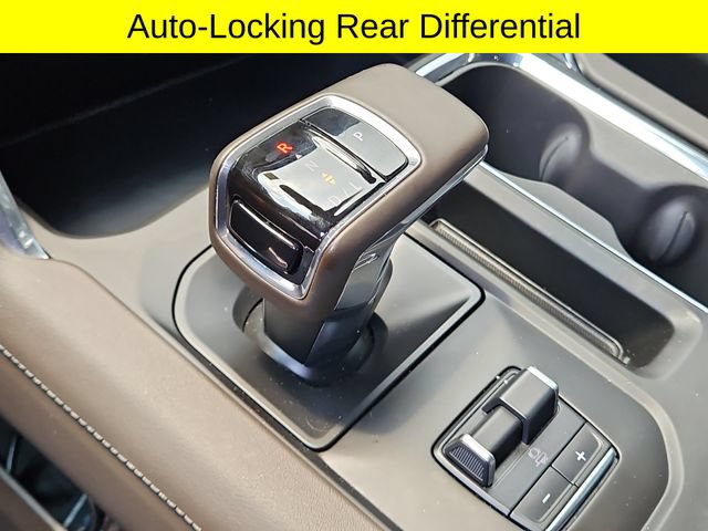 Used 2025 GMC Sierra 1500 Denali AWD/4WD image 19